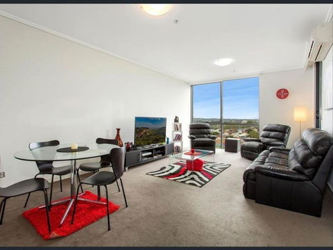 Private Room With Shared Washroom Only In 3bhk Apartment - Mackay Tourism 3