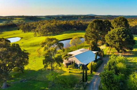 Private, Secluded Farm Retreat - Mackay Tourism 0