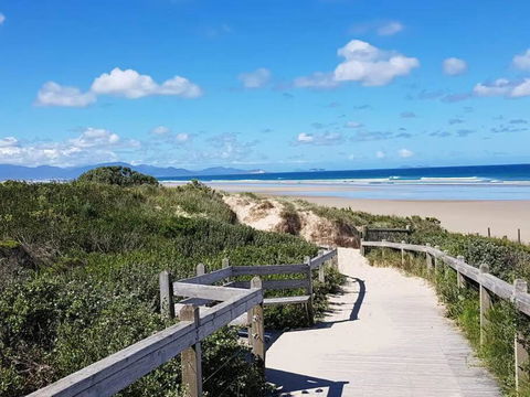 Prom Coast - Beach Abode - Sandy Point - Mackay Tourism 2
