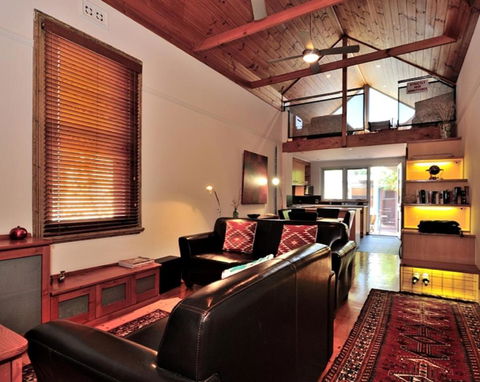 Pure Gold - Heritage 2 Bedroom Terraced Cottage - Mackay Tourism 0