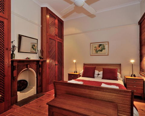 Pure Gold - Heritage 2 Bedroom Terraced Cottage - Mackay Tourism 2