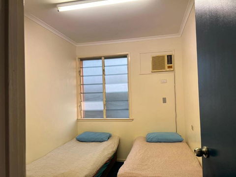 Q Lux Inn Emerald - Mackay Tourism 1