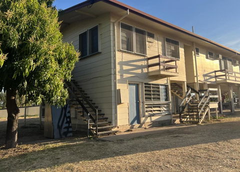 Q Lux Inn Emerald - Mackay Tourism 2