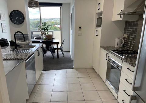Qbn Cracker: 2BR, 2BA, 2 Secure B/ Ment Car Parks - Mackay Tourism 3