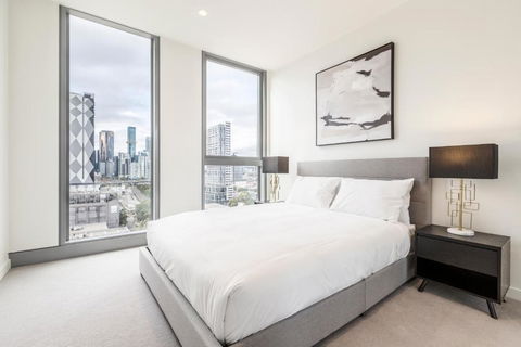 Quaint Stylish Hideout In Trendy South Melbourne - Mackay Tourism 3