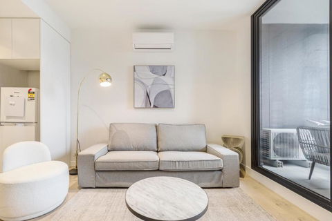 Quaint Stylish Hideout In Trendy South Melbourne - Mackay Tourism 1