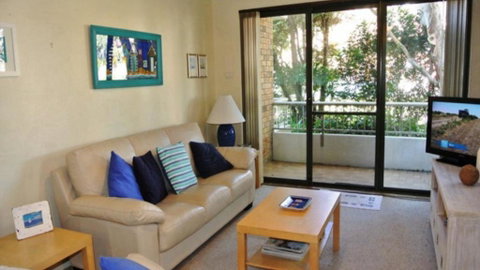 Quality Beachside Holiday - Mackay Tourism 1