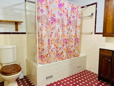 Quarryman Cottage @ 102 - Mackay Tourism 2