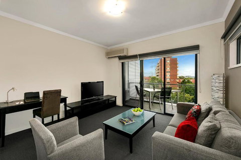 Quest On Rheola - Mackay Tourism 2