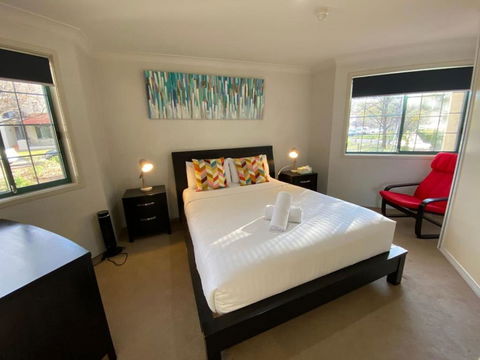 Quiet 2 Bedroom Apt In The Heart Of Old Kingston - Mackay Tourism 2