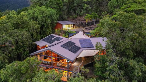 Rainforest Treehouse Sanctuary - With Ocean Views - Mackay Tourism 0