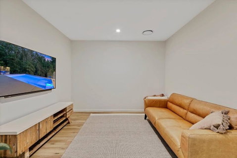 Rainforest Villa: Luxe Escape - Mackay Tourism 3