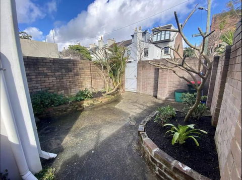 Rear Garden Suite - Mackay Tourism 1