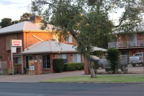 Red Cliffs Colonial Motor Lodge, Mildura Region - Mackay Tourism 0