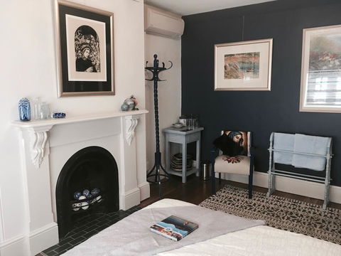 Assemblage Boutique Art B & B - Mackay Tourism 2