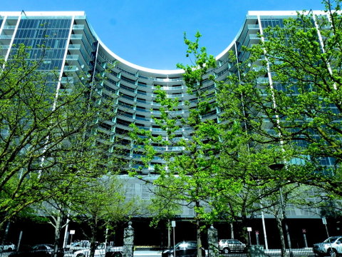 Astra Apartments Canberra - Manhattan - Mackay Tourism 1