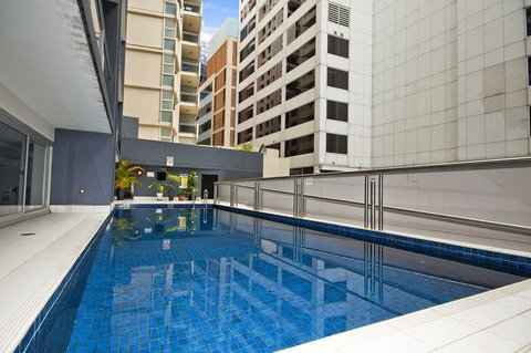 Astra Apartments Sydney - Mackay Tourism 1