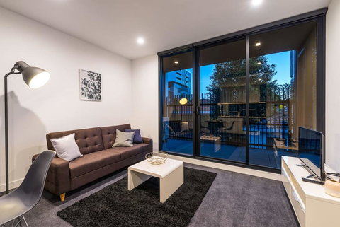 Astrina Box Hill 1 Bed Apartment - Mackay Tourism 1