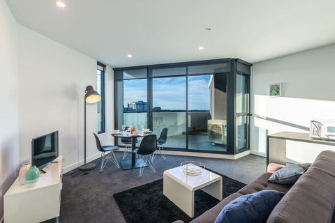 Astrina Box Hill 2 Bed Apartment - Mackay Tourism 0