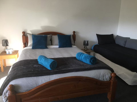 At HOME On HOLMES - Mackay Tourism 1