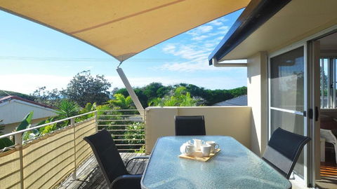 At The Beach - Lennox Head - Mackay Tourism 0