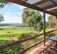 Augusta Sheoak Chalets - Mackay Tourism