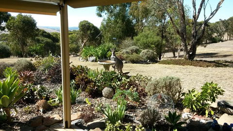 Austiny Bed And Breakfast Victor Harbor - Mackay Tourism 3