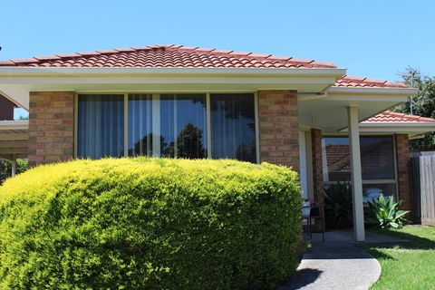 Australian Home Away @ Doncaster Anderson Creek 2 - Mackay Tourism 0