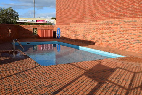 Australian Settlers Motor Inn - Mackay Tourism 2