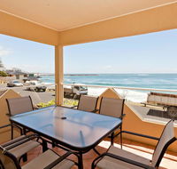 Avalon 2- uninterrupted views- almost on the beach - Mackay Tourism