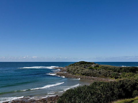 Avalon 2- Uninterrupted Views- Almost On The Beach! - Mackay Tourism 1