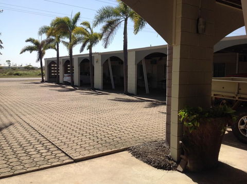 Ayr Max Motel - Mackay Tourism 1