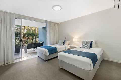 Azzura Greens Private Apartments - Mackay Tourism 1