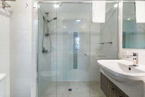 Azzura Greens Private Apartments - Mackay Tourism 2