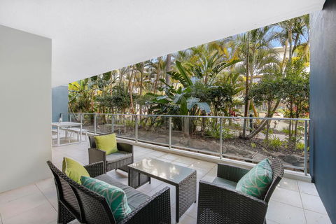 Azzura Greens Private Apartments - Mackay Tourism 3