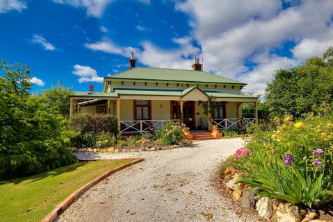 B & B At Winterbrook - Mackay Tourism 0