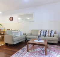 B2 Broadway Abode close to Swan River UWA  Hospitals - Mackay Tourism