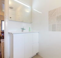 B7 Close to UWA Swan River Cafes and The New Children's Hospital - Mackay Tourism