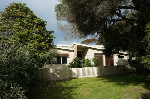 Baillieu Breeze - Mackay Tourism 1