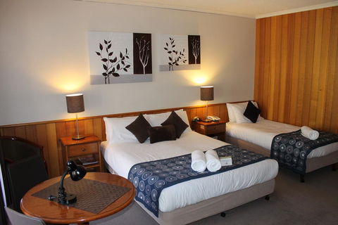 Bakery Hill Motel - Mackay Tourism 1