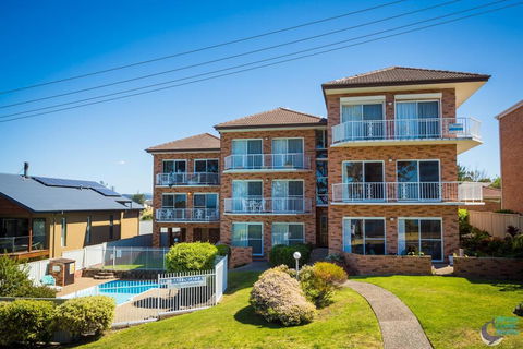 Ballingalla Apartments - By The Golf Course - Mackay Tourism 1