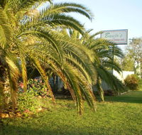 Banjos Overnight And Holiday Units - Mackay Tourism