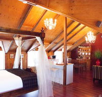 Barossa Barn Bed and Breakfast - Mackay Tourism