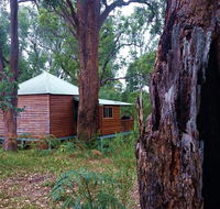 Barrabup Sanctuary BirdHide - Mackay Tourism