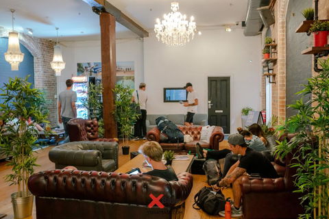 Base Sydney - Mackay Tourism 2