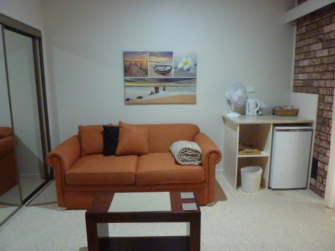 Batemans Bay Manor - Bed And Breakfast - Mackay Tourism 2