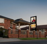 Bathurst Heritage Motor Inn - Mackay Tourism