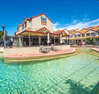 Bay Breeze 2 Bedroom Villa 24 - Mackay Tourism