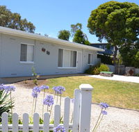 Bay Breeze Cottage - Mackay Tourism