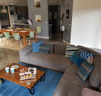 Bay Breeze Holiday Home - Mackay Tourism